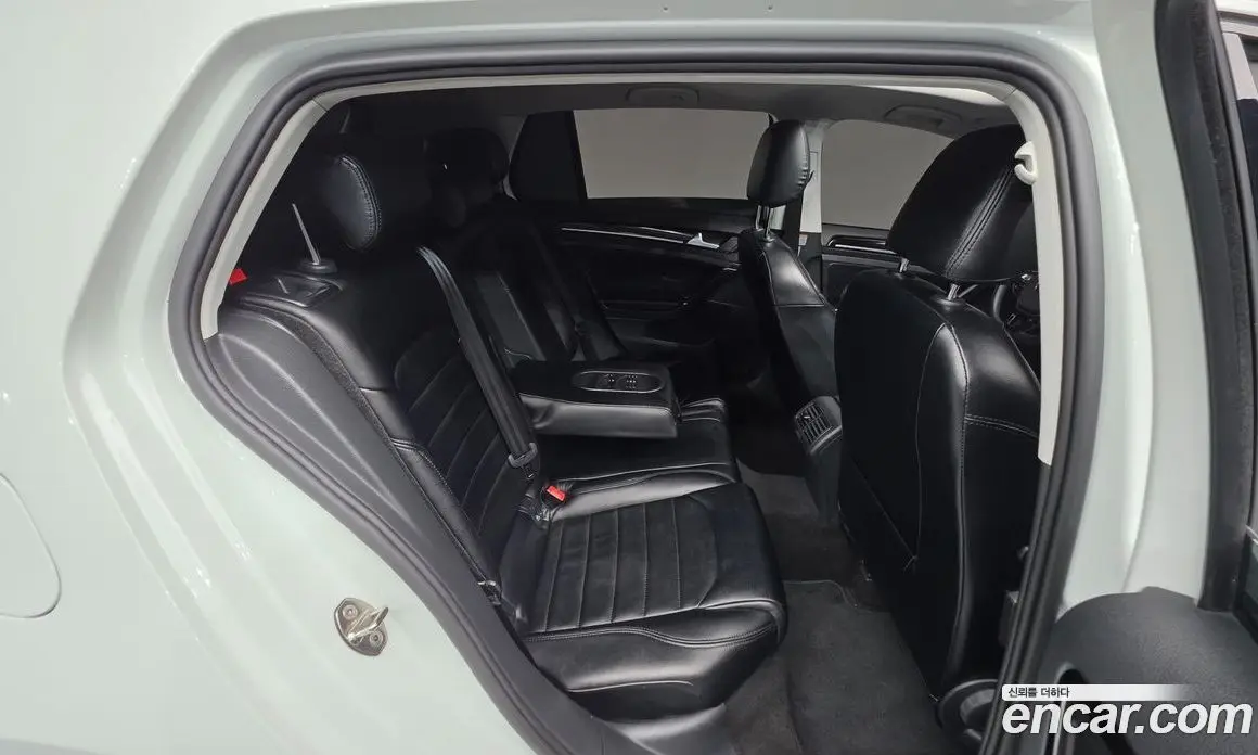 Volkswagen Golf 2015 2.0 автомат (гидро), фото 18