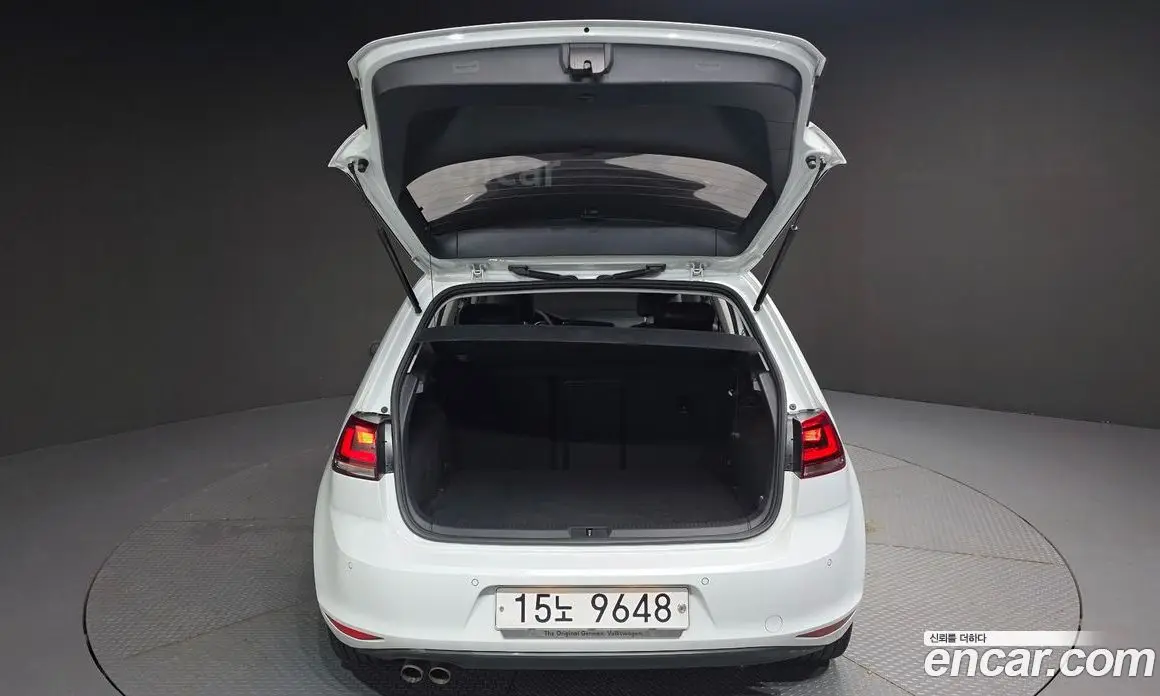 Volkswagen Golf 2015 2.0 автомат (гидро), фото 19
