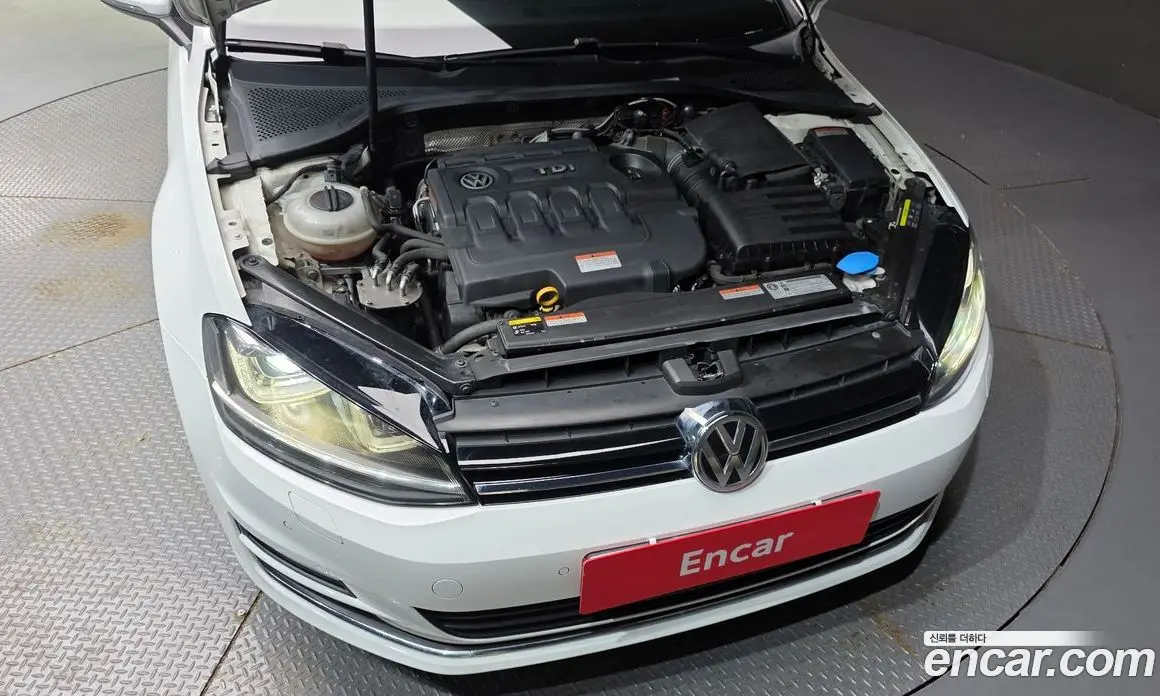 Volkswagen Golf 2015 2.0 автомат (гидро), фото 6