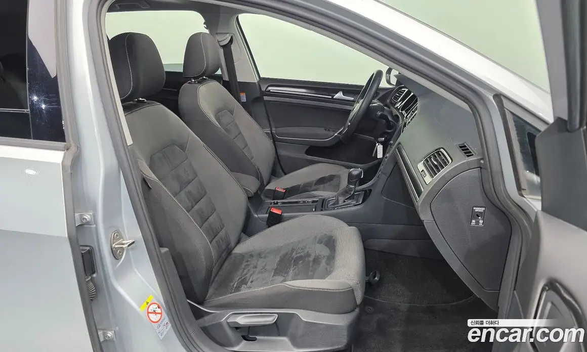 Volkswagen Golf 2016 2.0 автомат (гидро), фото 11