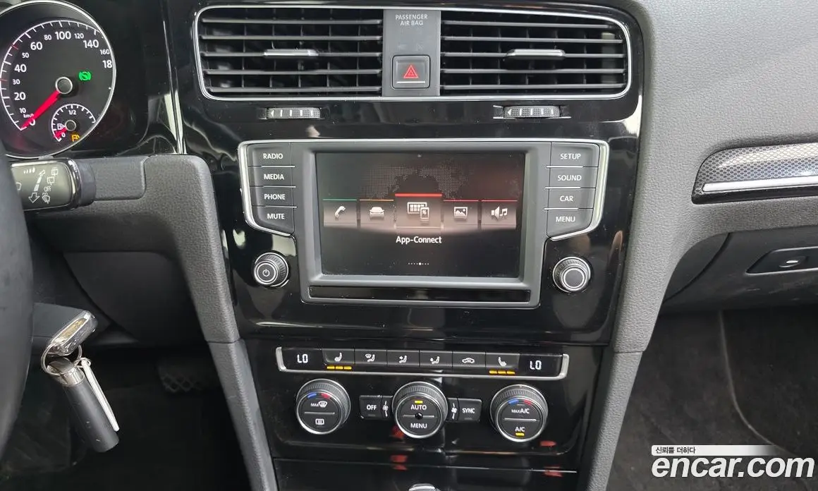 Volkswagen Golf 2016 2.0 автомат (гидро), фото 14