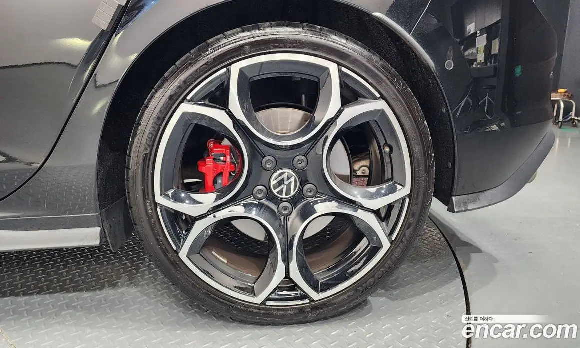 Volkswagen Golf 2025 2.0 автомат (гидро), фото 6