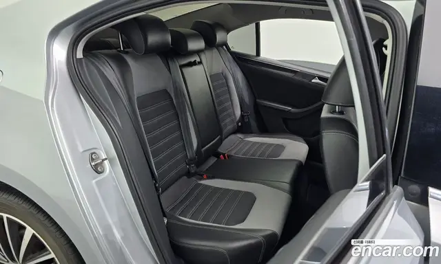 Volkswagen Jetta 2015 2.0 автомат (гидро), миниатюра 12