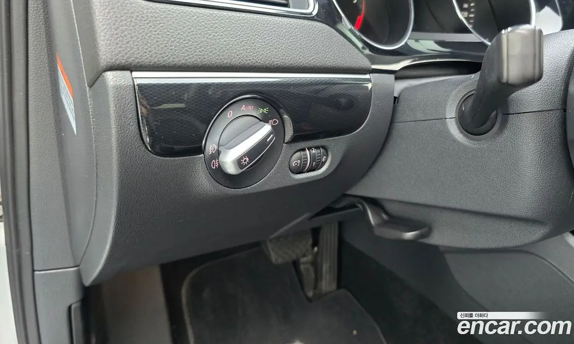 Volkswagen Jetta 2015 2.0 автомат (гидро), фото 18