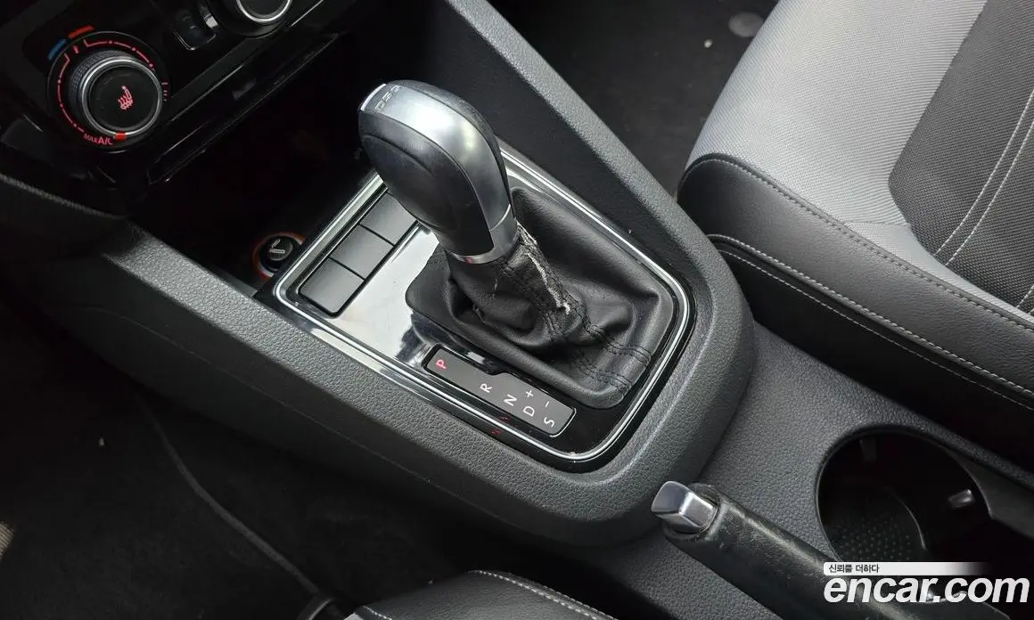 Volkswagen Jetta 2015 2.0 автомат (гидро), фото 9