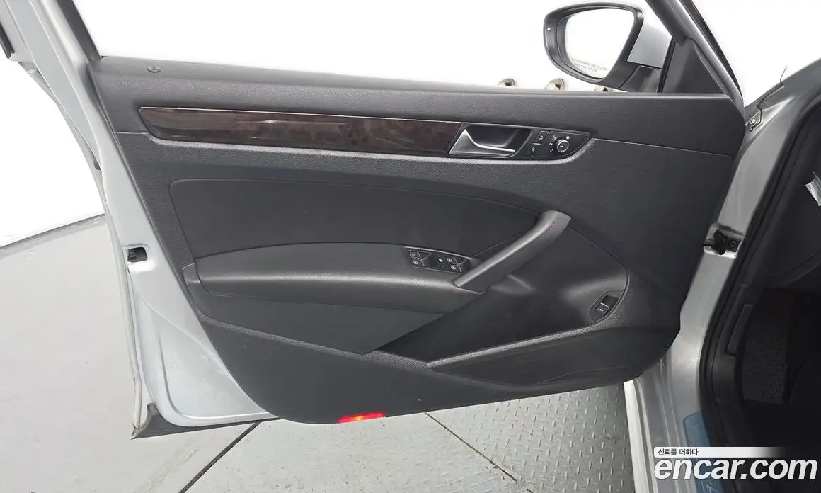 Volkswagen Passat 2014 2.0 автомат (гидро), фото 14