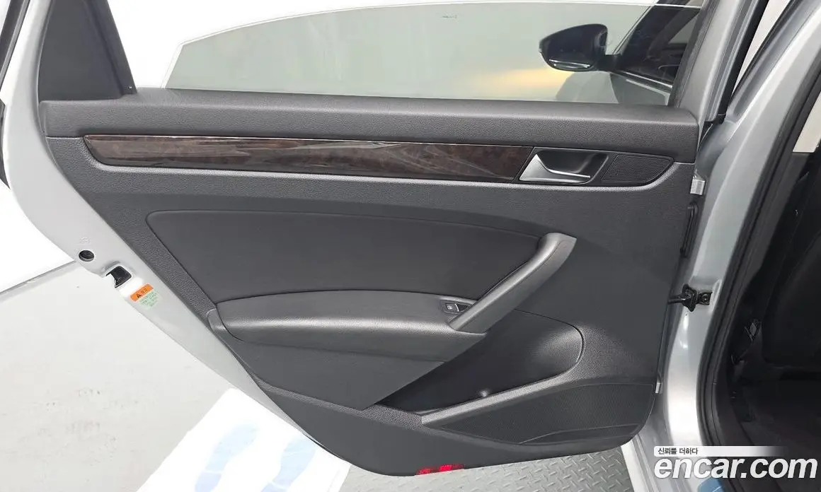 Volkswagen Passat 2014 2.0 автомат (гидро), фото 15