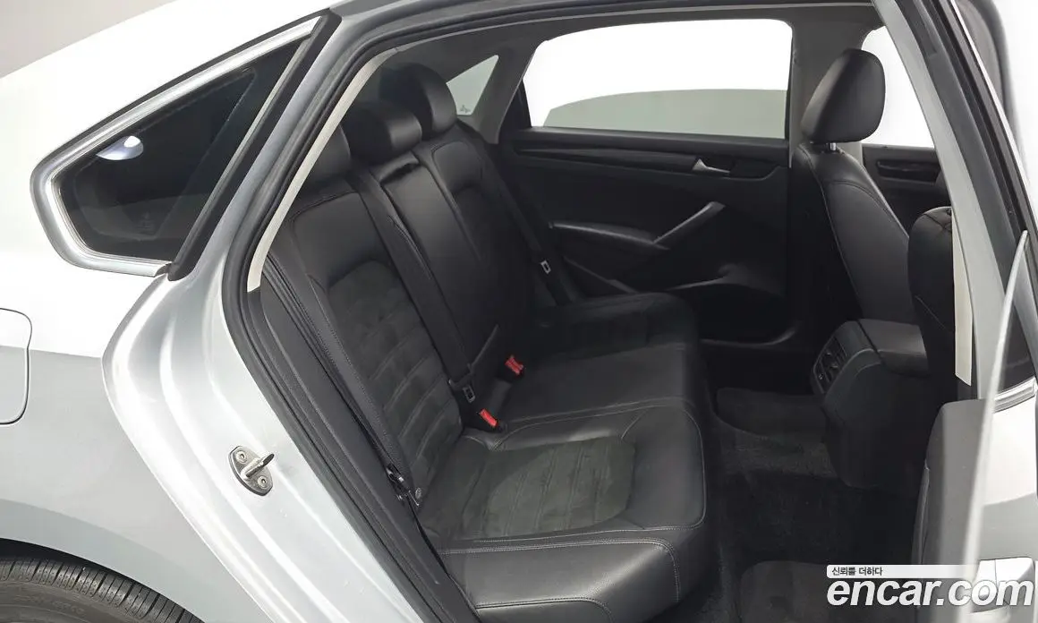 Volkswagen Passat 2014 2.0 автомат (гидро), фото 17