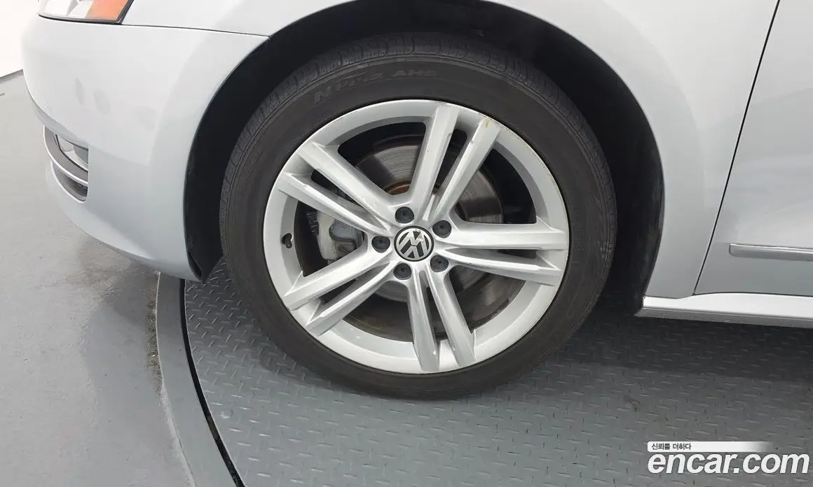 Volkswagen Passat 2014 2.0 автомат (гидро), фото 5
