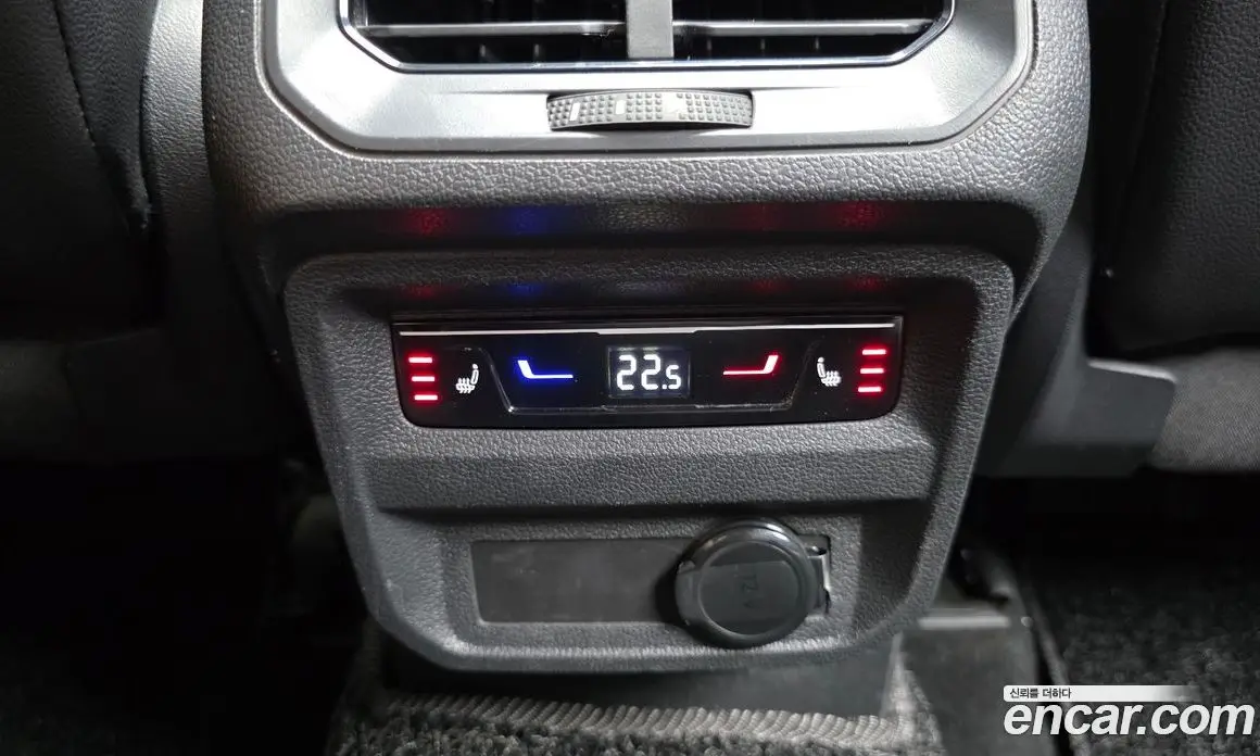 Volkswagen Tiguan 2023 2.0 автомат (гидро), фото 19