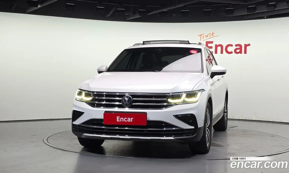 Volkswagen Tiguan 2023 2.0 автомат (гидро), фото 3