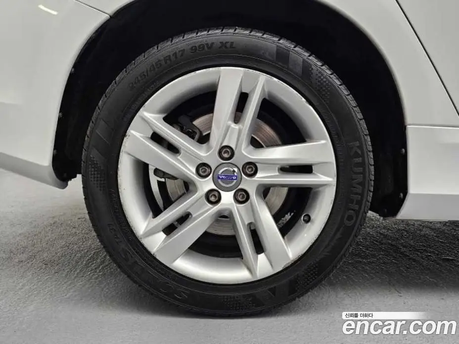 Volvo S60 2015 2.0 автомат (гидро), фото 6
