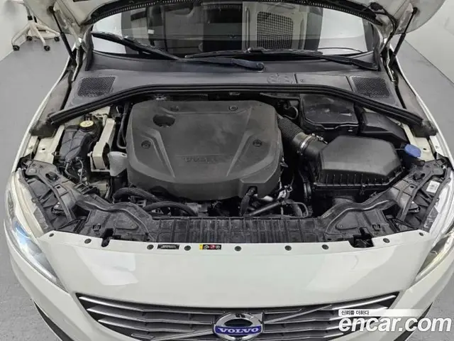 Volvo S60 2015 2.0 автомат (гидро), миниатюра 7