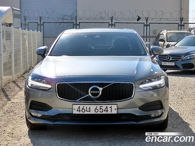 Volvo S90, 2017, 140 544 км