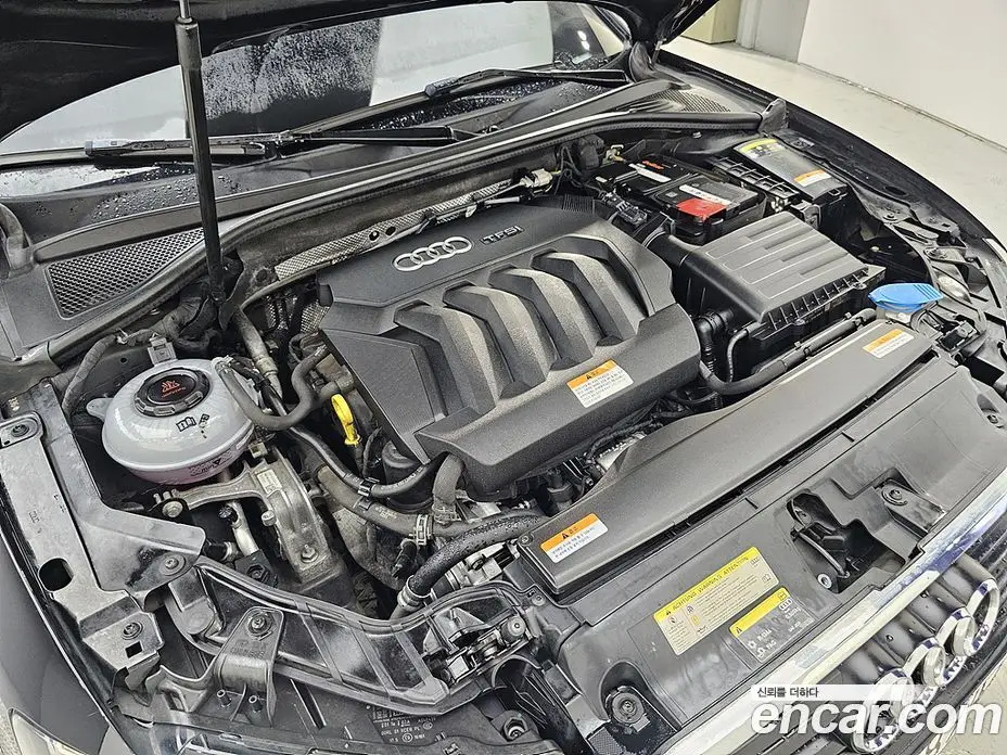 Audi A3 2018 2.0 автомат (гидро), фото 6
