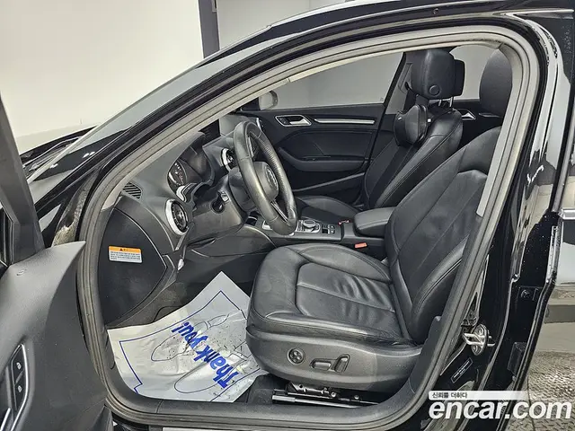 Audi A3 2018 2.0 автомат (гидро), миниатюра 8