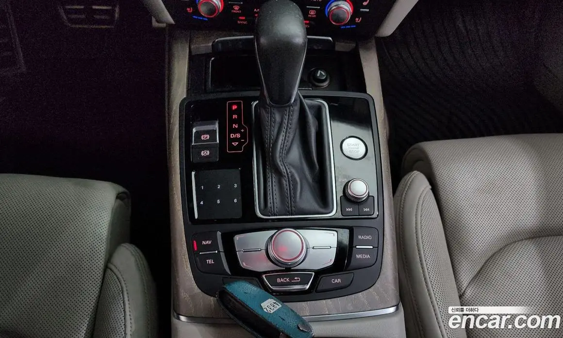 Audi A6 2015 3.0 автомат (гидро), фото 9