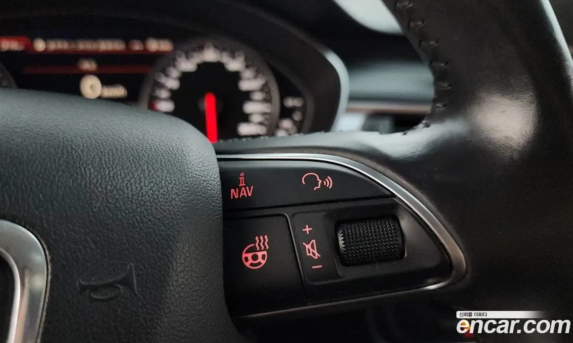 Audi A6 2015 2.0 автомат (гидро), фото 15