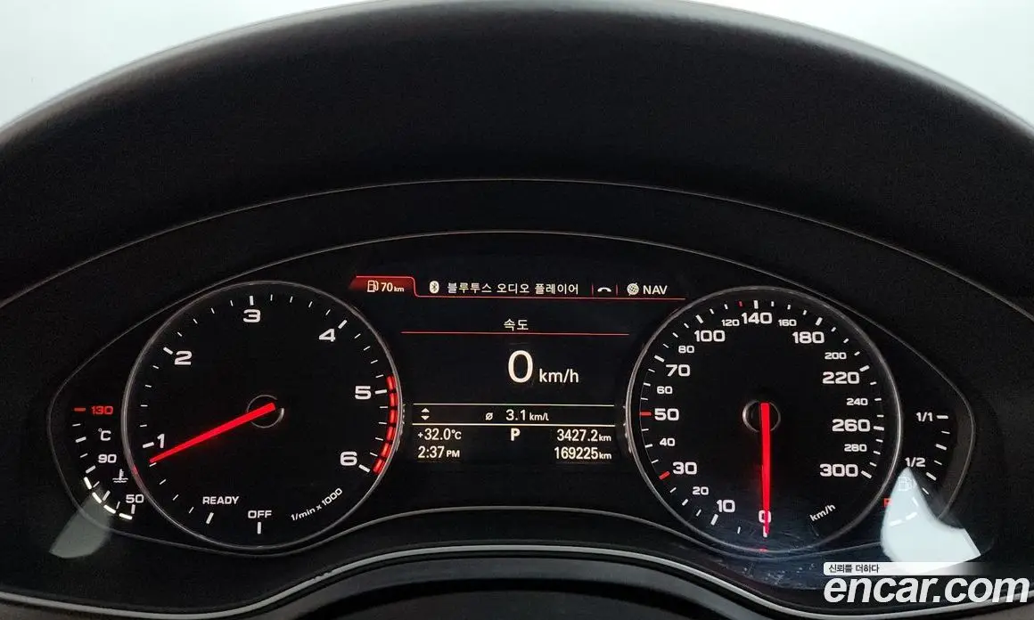 Audi A6 2015 2.0 автомат (гидро), фото 8