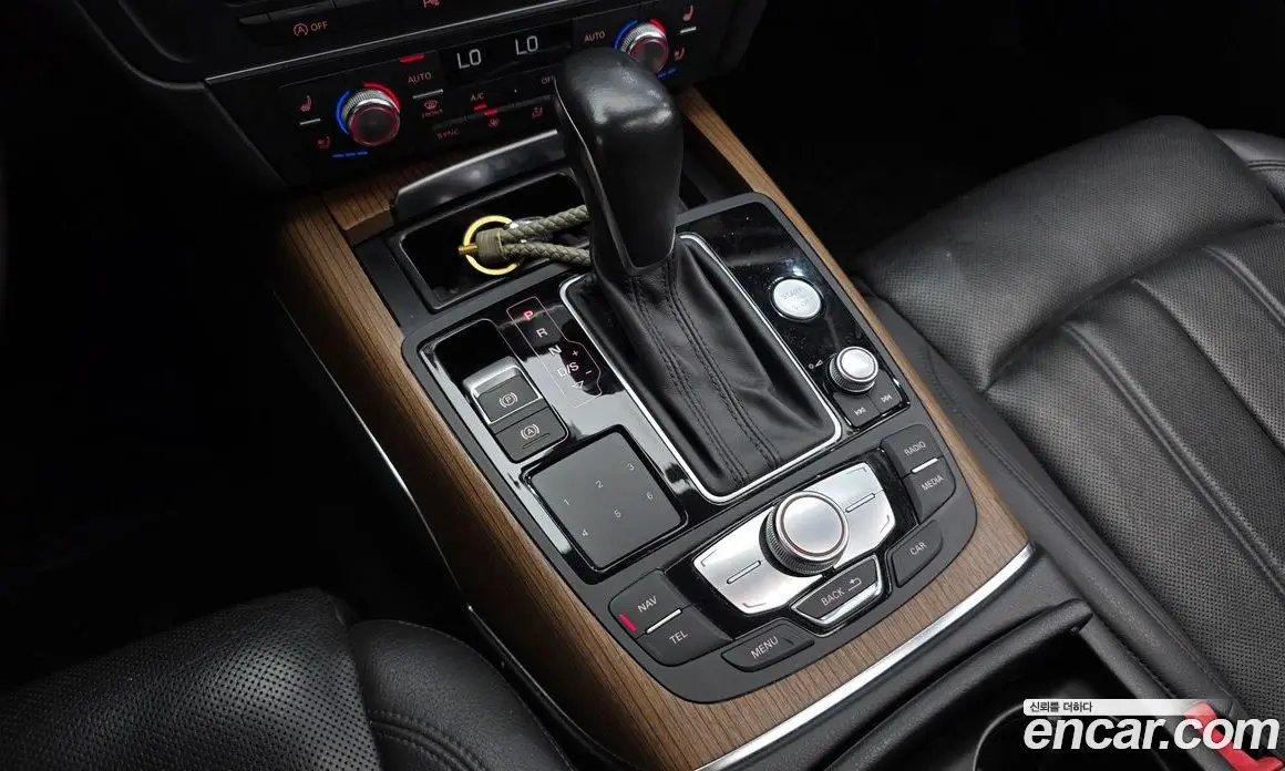 Audi A6 2016 3.0 автомат (гидро), фото 9
