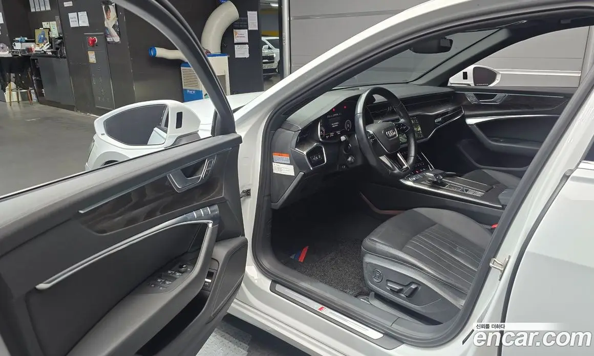 Audi A6 2019 2.0 автомат (гидро), фото 13