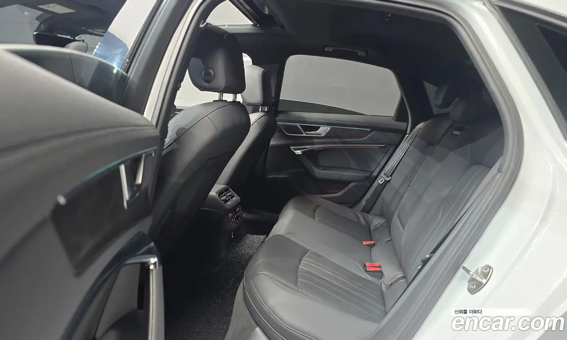Audi A6 2019 2.0 автомат (гидро), фото 18