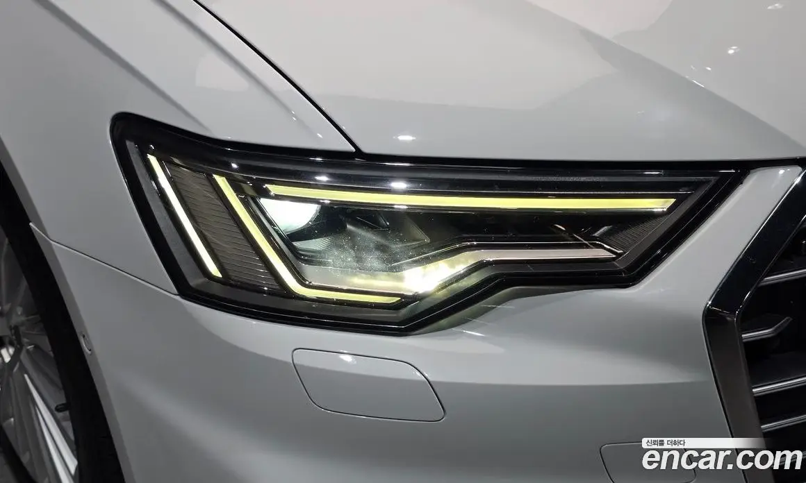 Audi A6 2019 2.0 автомат (гидро), фото 8