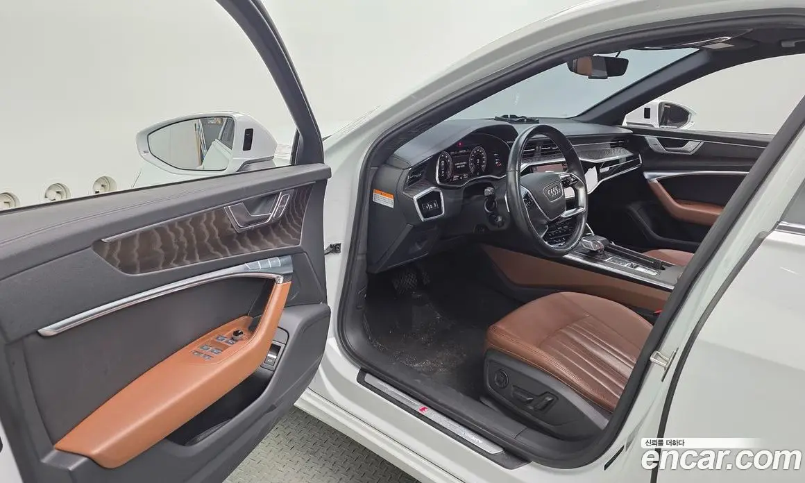 Audi A6 2021 2.0 автомат (гидро), фото 13