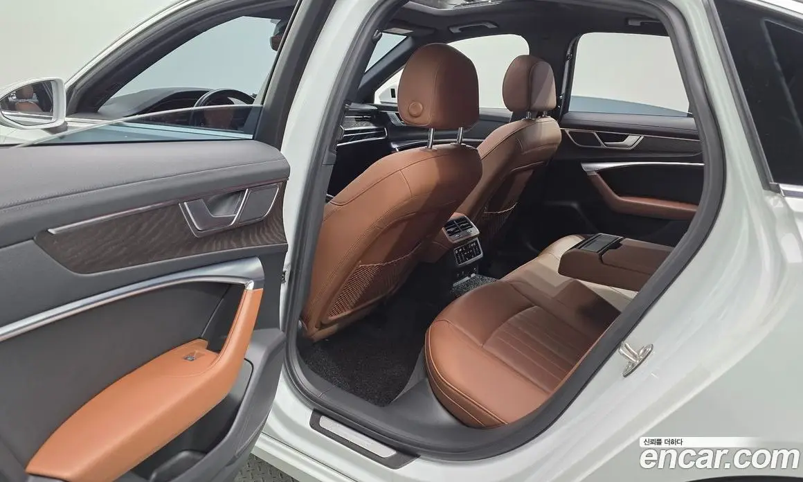 Audi A6 2021 2.0 автомат (гидро), фото 18