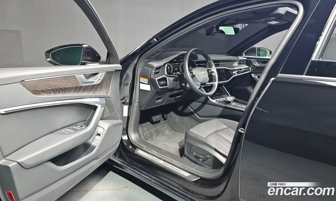 Audi A6 2022 2.0 автомат (гидро), фото 13