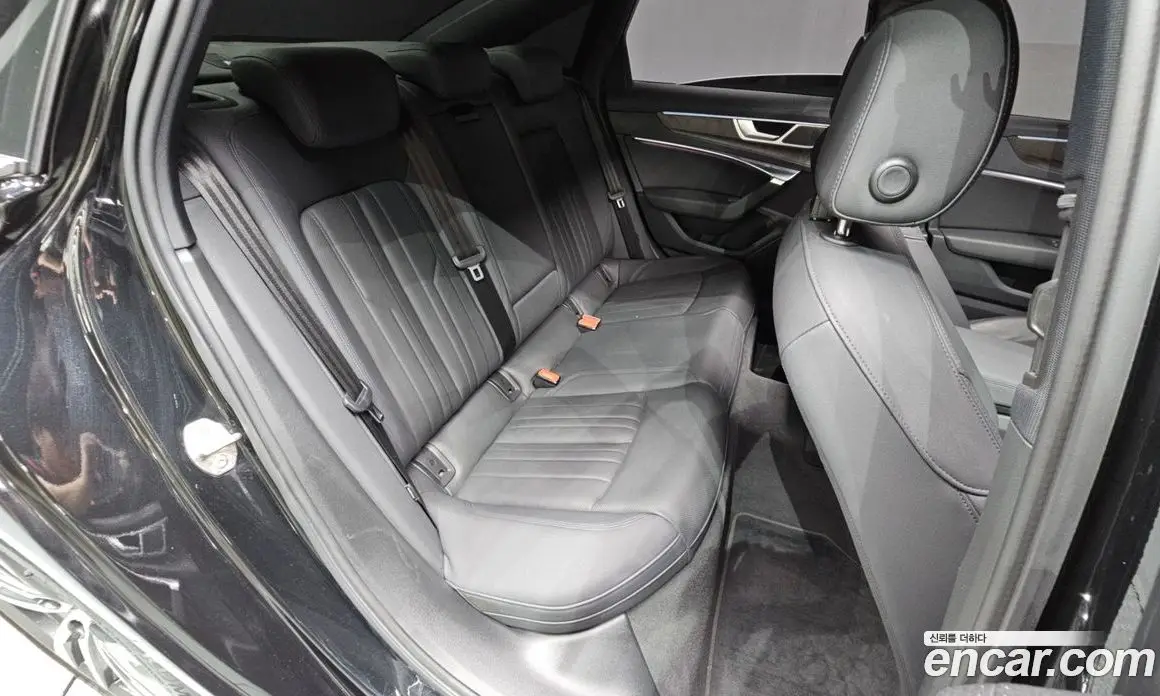 Audi A6 2022 2.0 автомат (гидро), фото 17