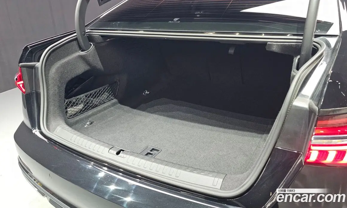 Audi A6 2022 2.0 автомат (гидро), фото 28