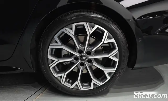 Audi A6 2026 2.0 автомат (гидро), миниатюра 7