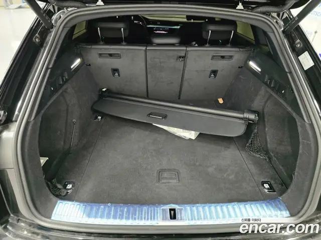 Audi e-tron 2022 0.1 автомат (гидро), миниатюра 6