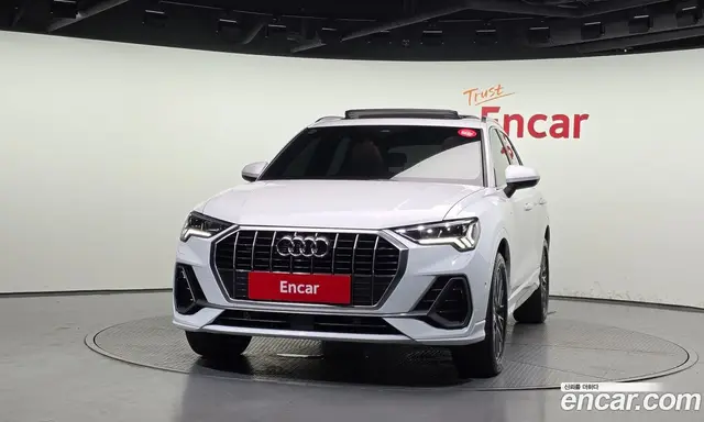 Audi Q3 2022 2.0 автомат (гидро), миниатюра 3