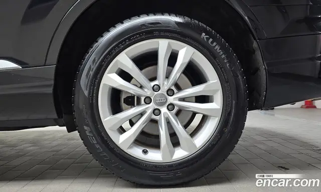 Audi Q7 2019 2.0 автомат (гидро), миниатюра 6