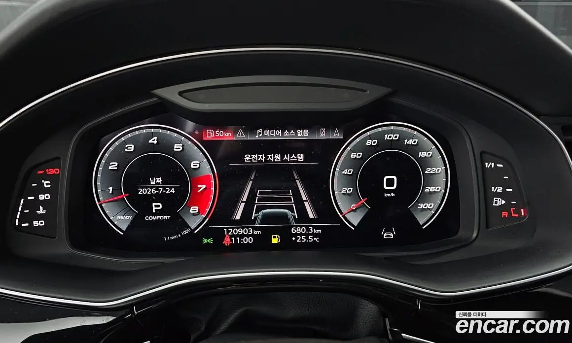 Audi Q8 2021 3.0 автомат (гидро), фото 11