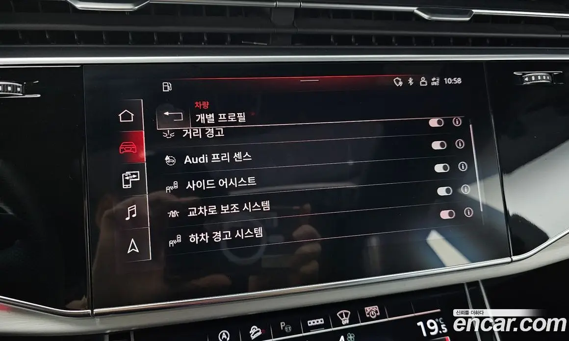 Audi Q8 2021 3.0 автомат (гидро), фото 22