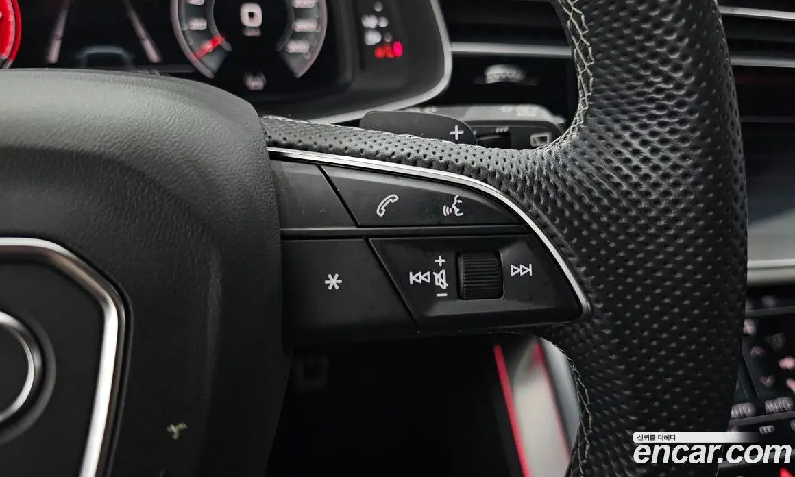 Audi Q8 2021 3.0 автомат (гидро), фото 30