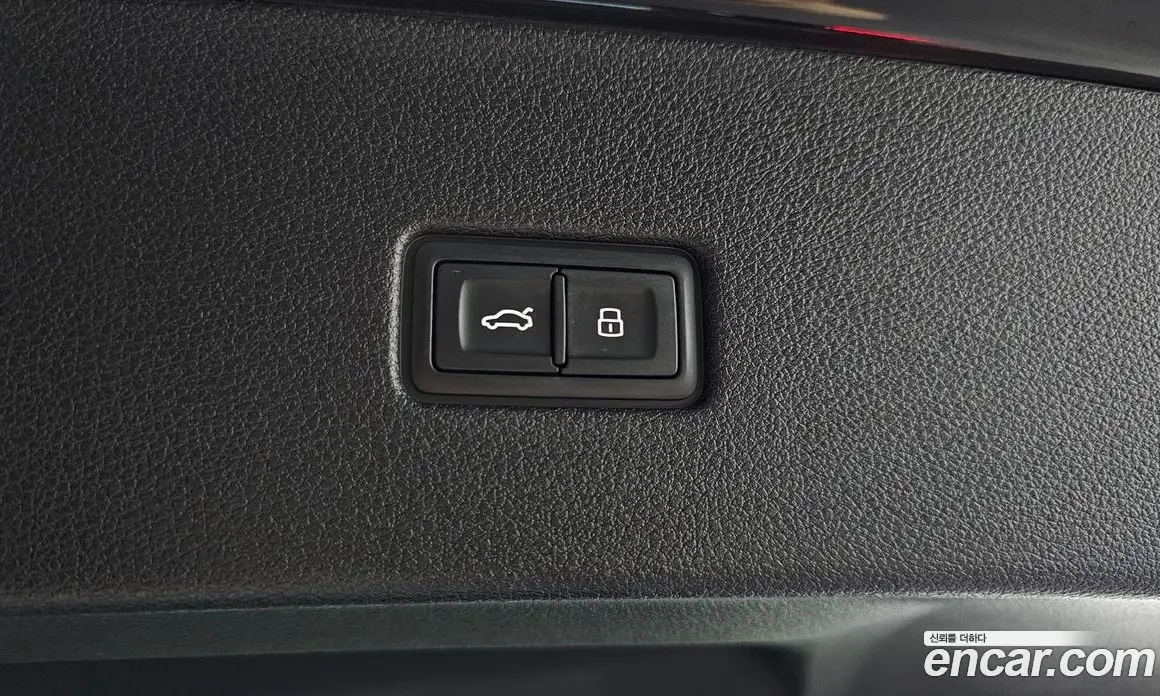 Audi Q8 2021 3.0 автомат (гидро), фото 36