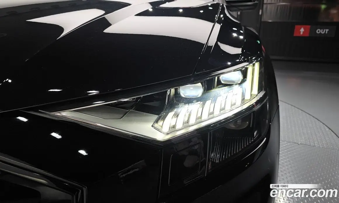 Audi Q8 2021 3.0 автомат (гидро), фото 8