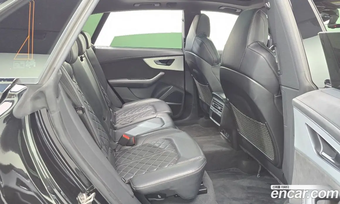 Audi Q8 2022 3.0 автомат (гидро), фото 17