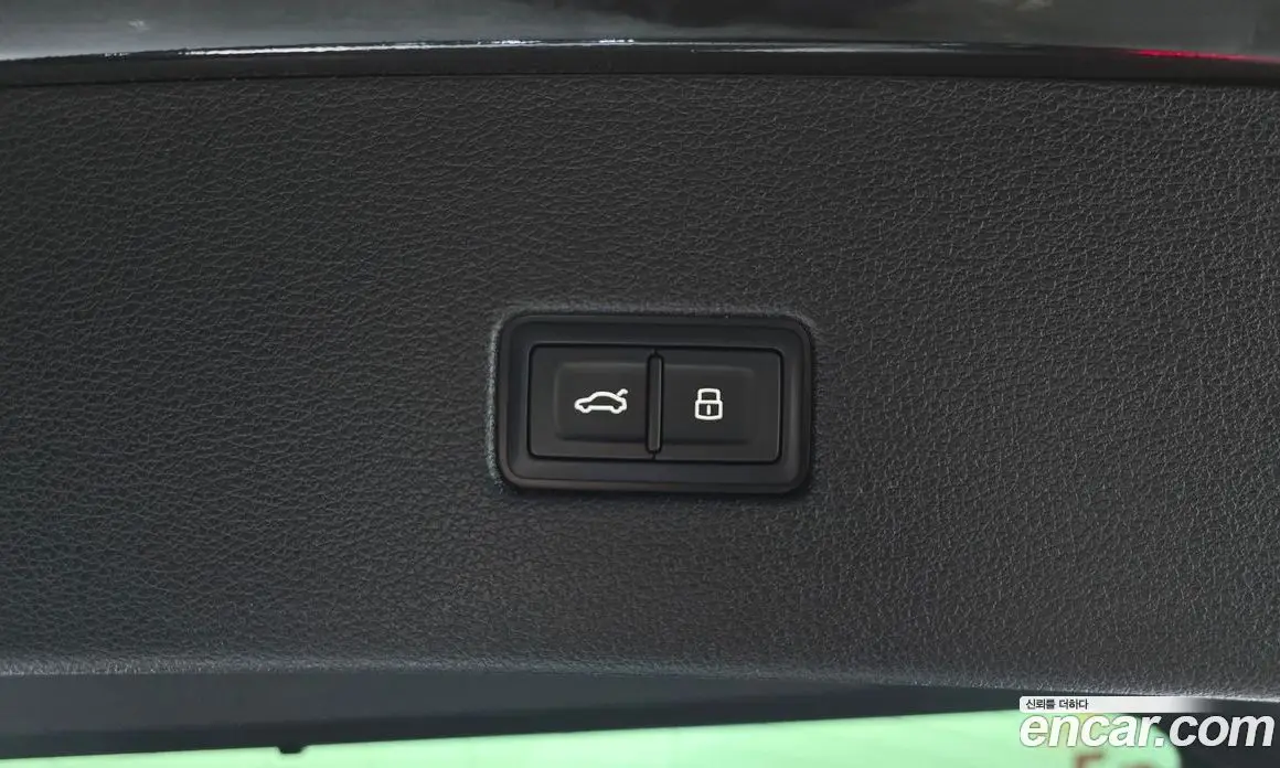 Audi Q8 2022 3.0 автомат (гидро), фото 24