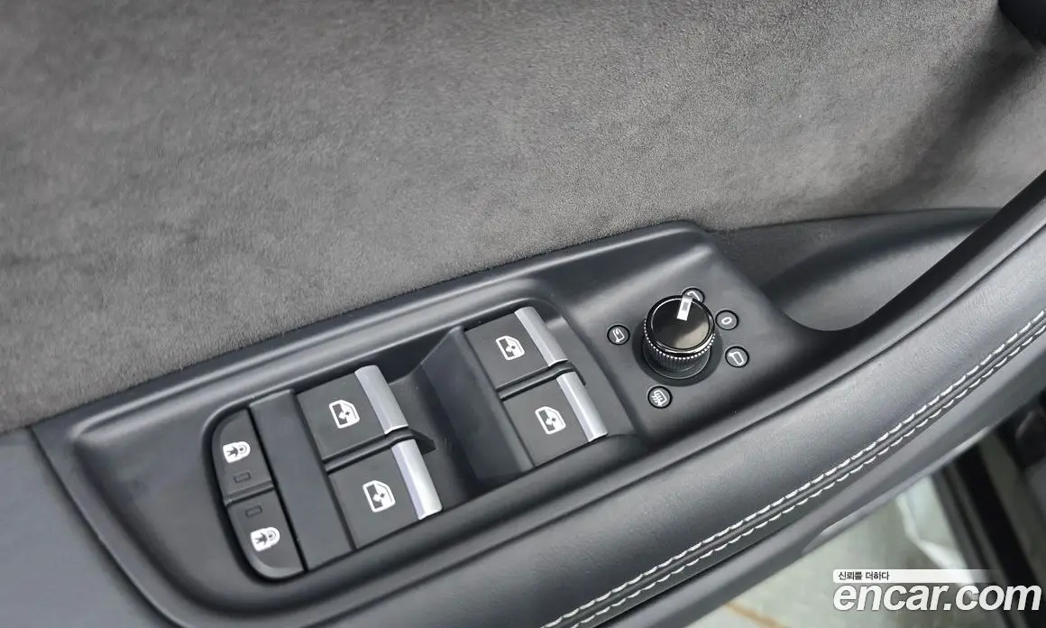 Audi Q8 2022 3.0 автомат (гидро), фото 38