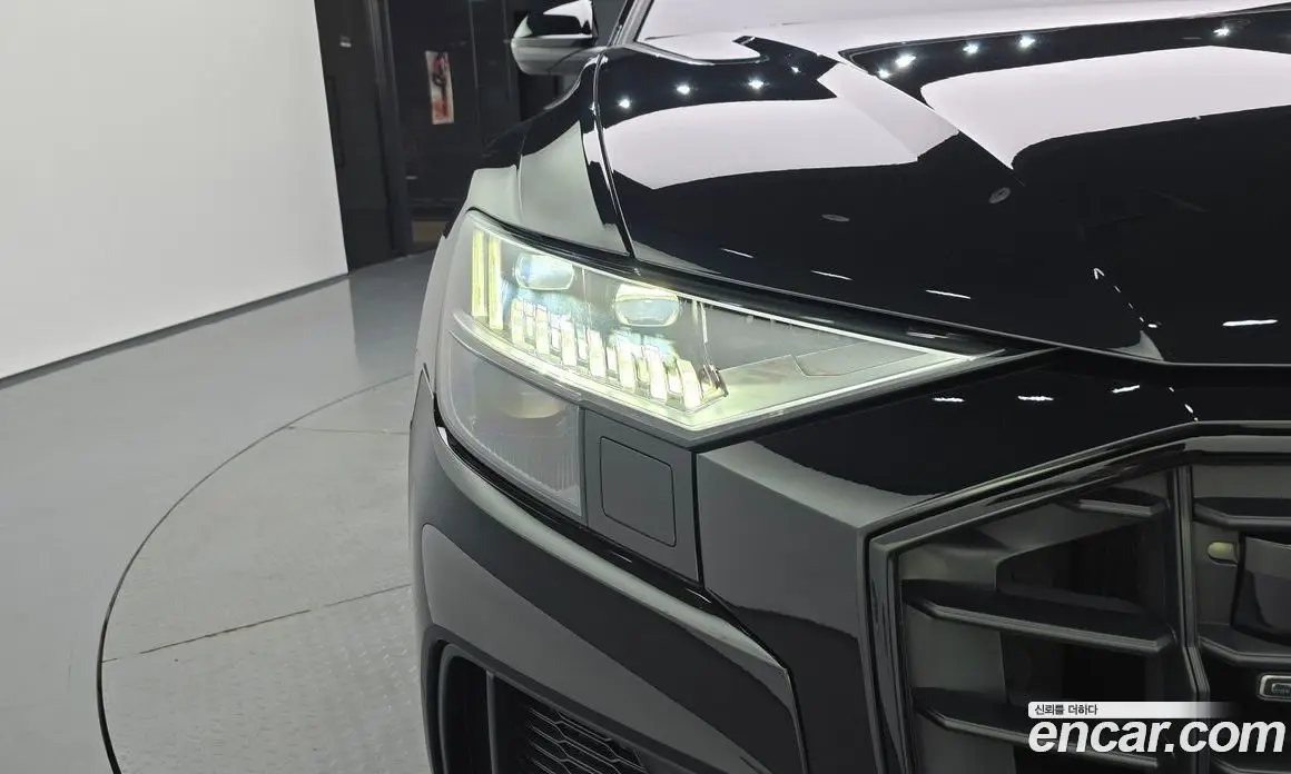 Audi Q8 2022 3.0 автомат (гидро), фото 8
