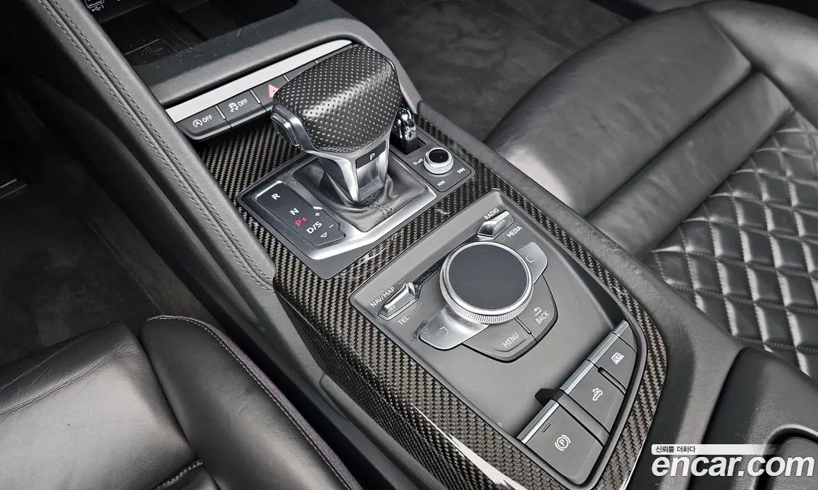 Audi R8 2017 5.2 автомат (гидро), фото 11