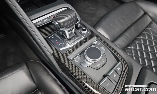 Audi R8 2017 5.2 автомат (гидро), миниатюра 11