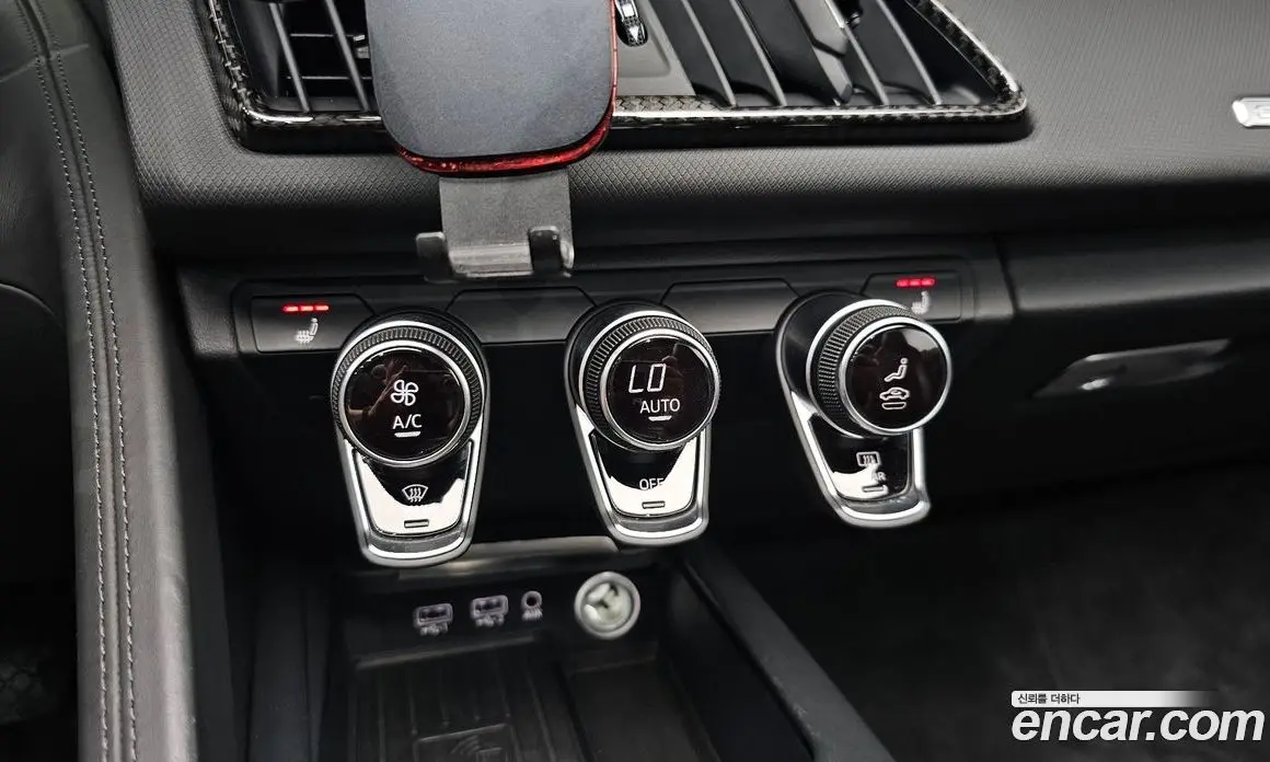 Audi R8 2017 5.2 автомат (гидро), фото 23