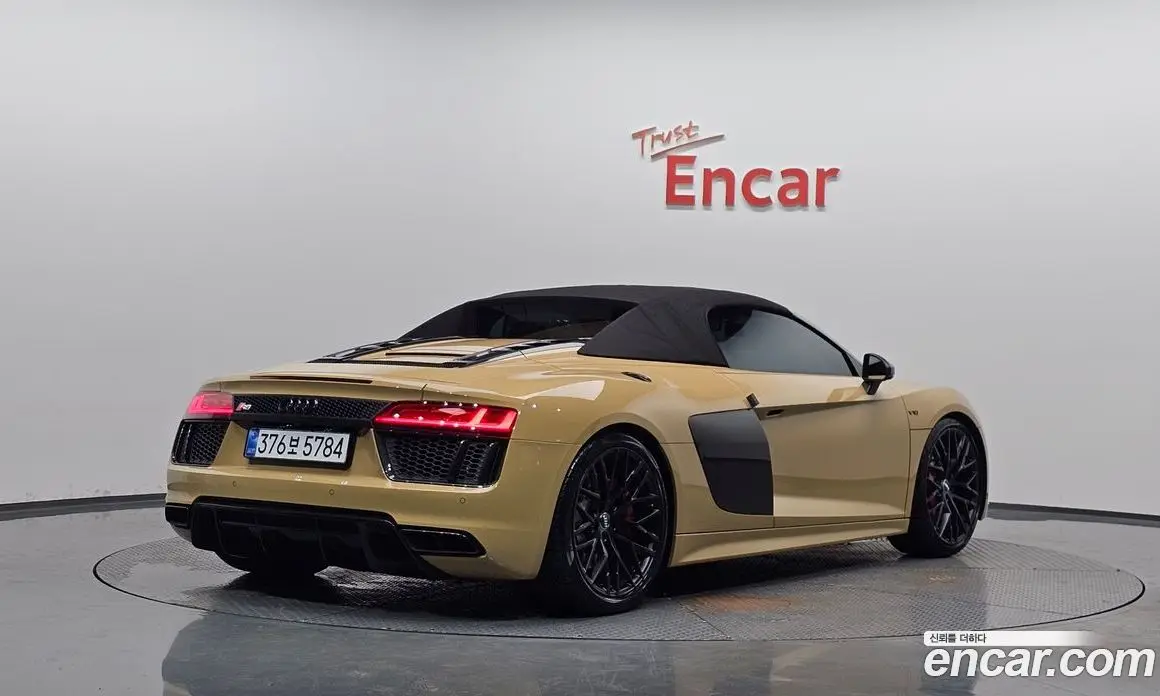 Audi R8 2017 5.2 автомат (гидро), фото 30