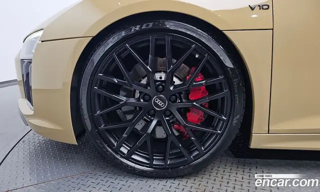 Audi R8 2017 5.2 автомат (гидро), миниатюра 4